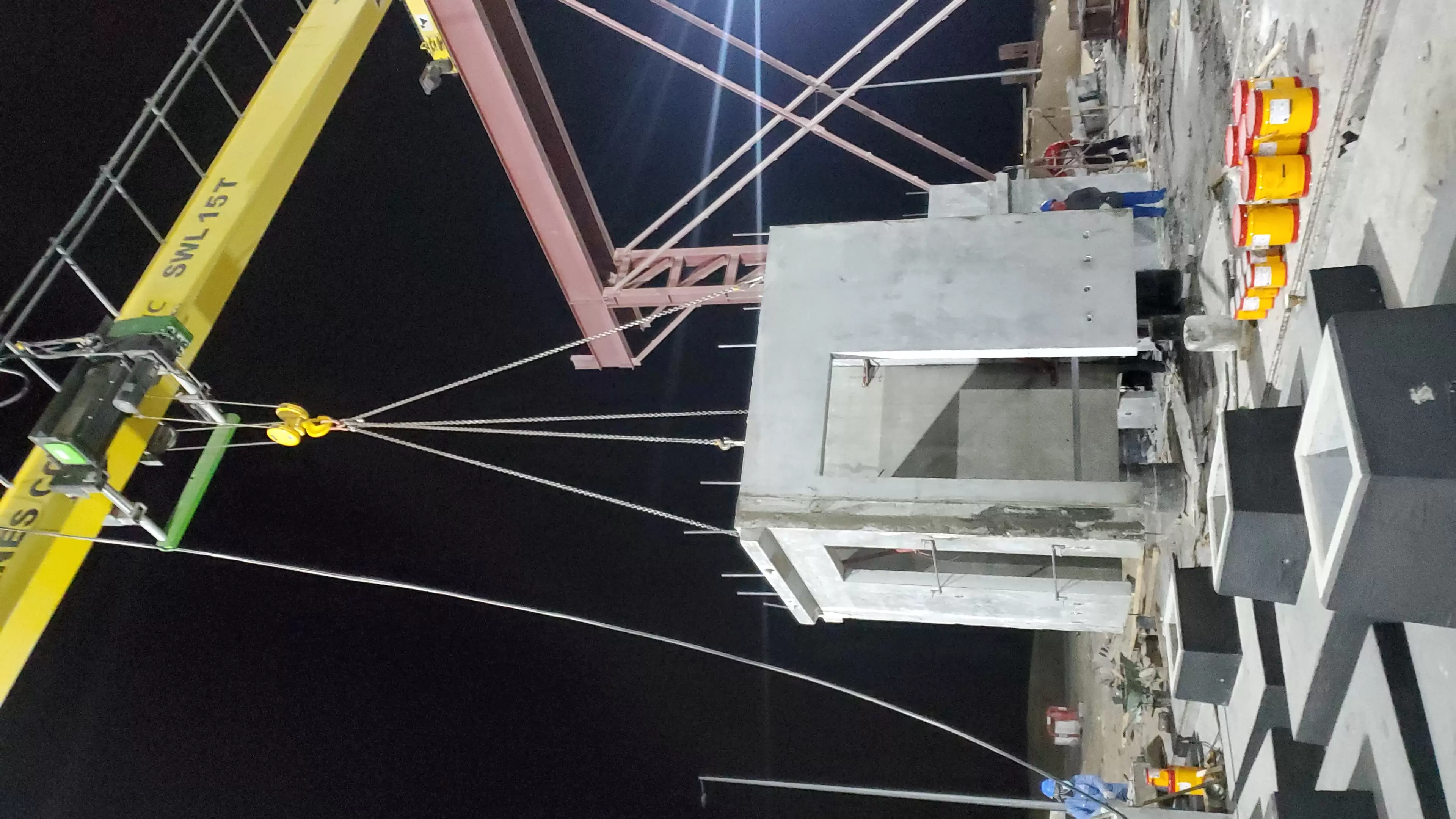 Risk Management in Construction